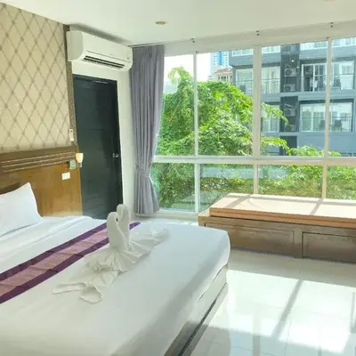 NJ PATONG HOTEL