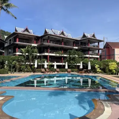 Peaceful retreat at Kalim Bay - pool bar garden