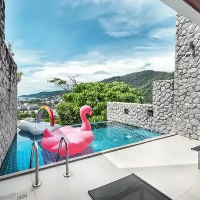 Patong Villa1三卧泳池别墅两个海景房 近班赞江西冷海滩中文管家