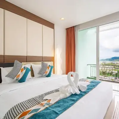 patong villa2：四卧泳池别墅/两个海景房/近班赞酒吧街