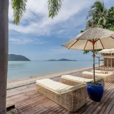 Poppy Beachfront Residence