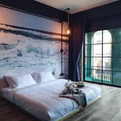 W168 hostel