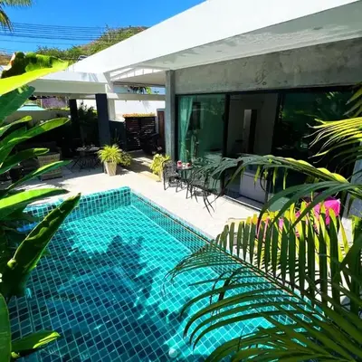 Intimate Oasis