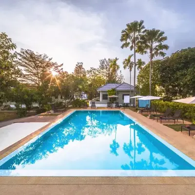 Isara Nai Yang resort