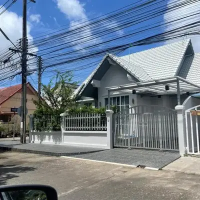 Naka Cozy House in Phuket City