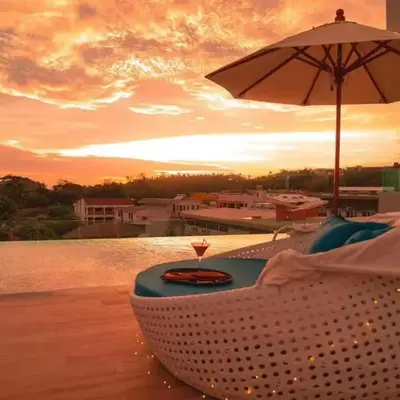 Modern style 1BR Condo close to Kata beach