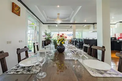 Gallery image of Patong Blue House Panorama View 5 bedroom in Patong Beach