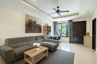 Gallery image of Lily 3bbedrooms Townhouse with a patio, Laguna Park in Phuket Town