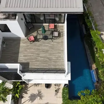 Happy House in Laguna Park