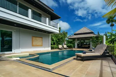Gallery image of Johanna Villa by G Estate Phuket in Ban Saiyuan (1)