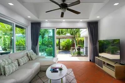 Gallery image of Johanna Villa by G Estate Phuket in Ban Saiyuan (1)