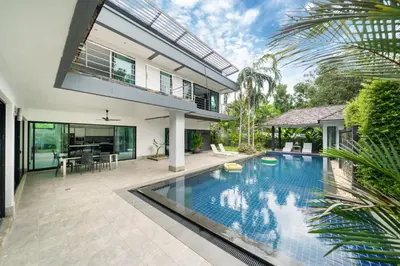 Gallery image of Diamond Villa by Ryan, Boat Avenue Phuket in Phuket Town