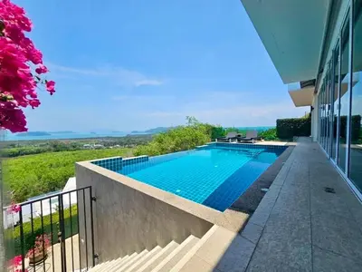Gallery image of Phuket Great Property in Phuket Town