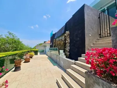 Gallery image of Phuket Great Property in Phuket Town