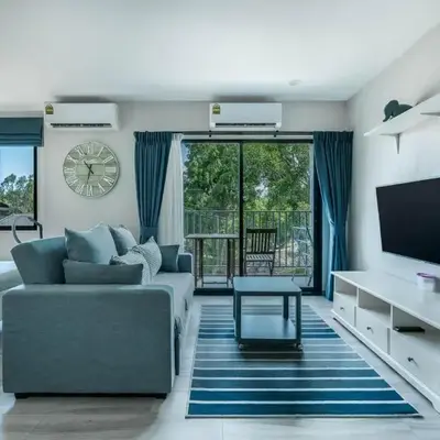 Studio Apartment by the Sea E413
