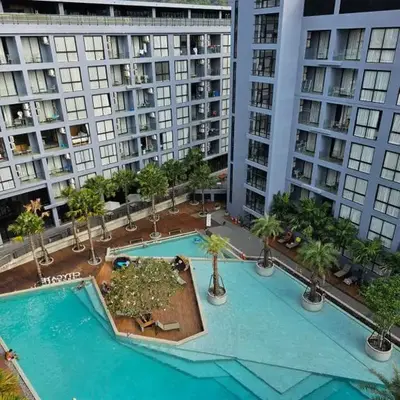 1BDR Roof pool 500m to beach Great gym Parking