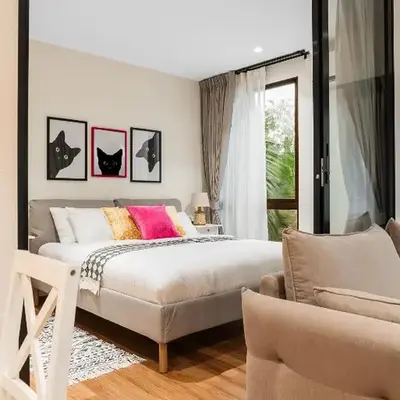 Title Halo Life in Yellow 40m2 King Bed Pool