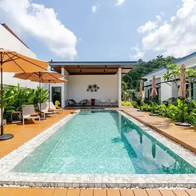 Oasis by the Sea M1- House with Pool and Amenities