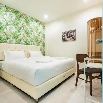 Songbird Suites