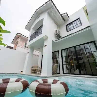 House 158 Patong Pool Villa 4BR Near Beach