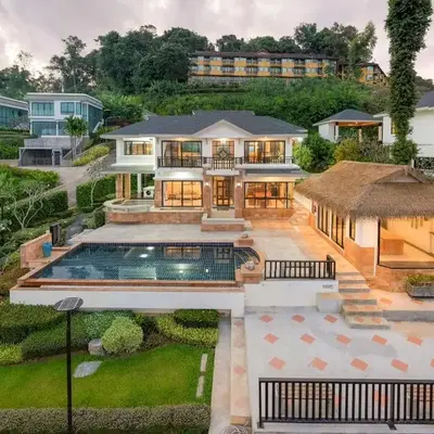 Golden Horizon Villa
