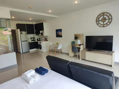 Gallery image of AtKaronWithChadaB210 in Karon Beach