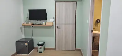 Gallery image of Lub Nai Hostel in Patong Beach