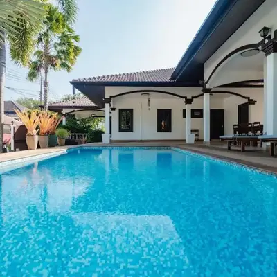 Kesorn Charming Authentic Thai Pool Villa Phuket