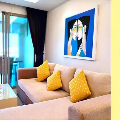 Modern 2-Bedroom Condo in Kamala Near the beach