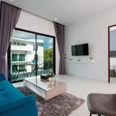 Private Pool View 1BR Apartment in Naiharn Residence near Beach