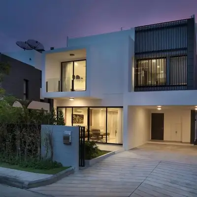Modern 5-Bedroom Pool Villa