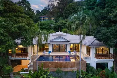 an aerial view of a house with a swimming pool at Pool Villa Ao Pro in Ban Ao Kung