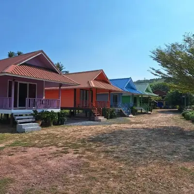 ทุ่งนา รีสอร์ท Rice Field Resort