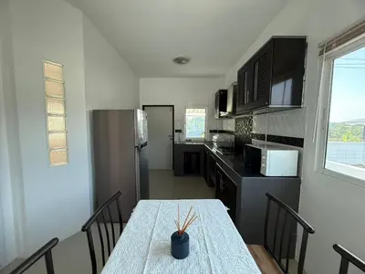 Gallery image of Pa Klok Thalang Home, 3-bed 2-bath for 5 in Ban Bang La