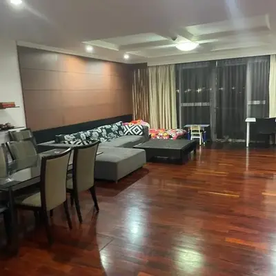 Royal Apart Residence