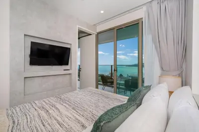 Gallery image of Newly renovated sea view apartment in Kamala in Kamala Beach