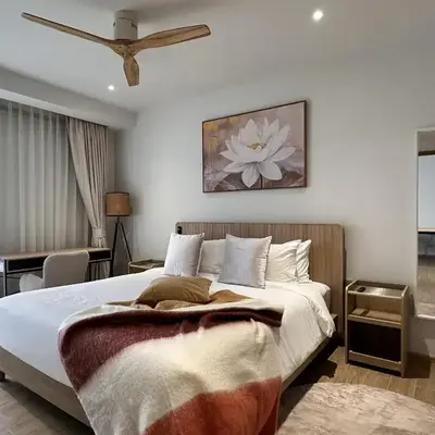 1 bdr Mountain View Apartment 50 m from Bangtao Beach