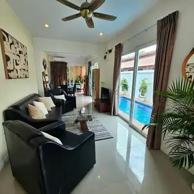 Cozy 3 Bedrooms Pool Villa near Nai Harn Beach