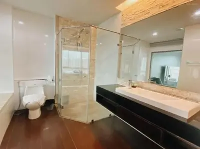 Gallery image of C178 The Regent 2BR Retreat-Walk to Cafés & Beach in Bang Tao Beach