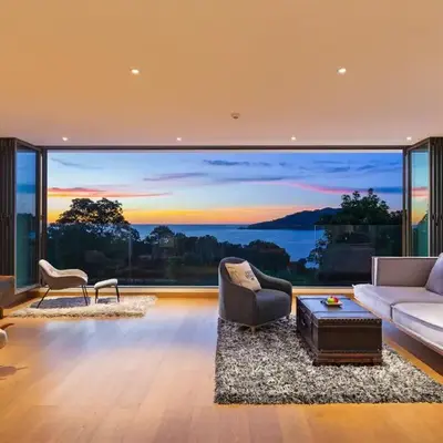 Ocean View 3BR Apartment with Rooftop Terrace