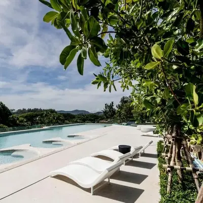 Cozy 1 BR beachfront apartment