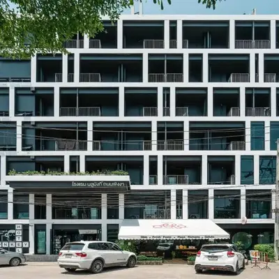 Blu Monkey Hub and Hotel Phuket Town- Free All Day Coworking space