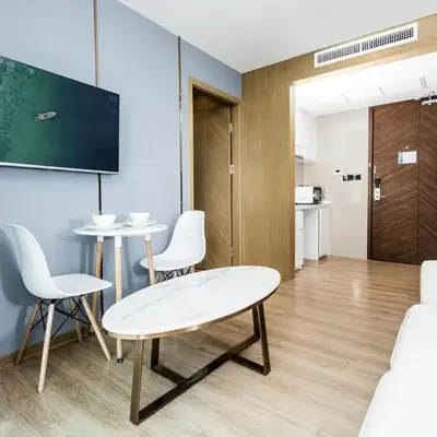 Suite Alto 2BR Family Pools Gym Rawai Beach