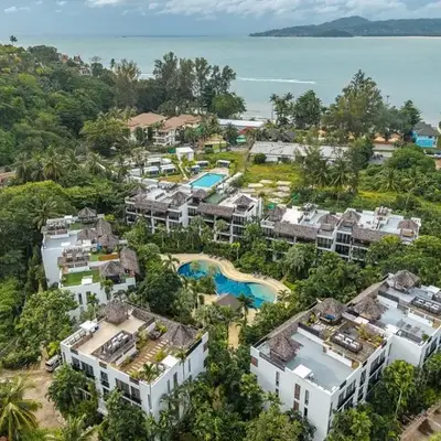 C215 Pool View 2BR and 200m to Beach Prime Location