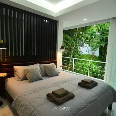 Cozy Retreat Near Beach and Pools