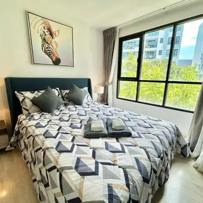 1 Bedroom Condos Close to Shopping Malls