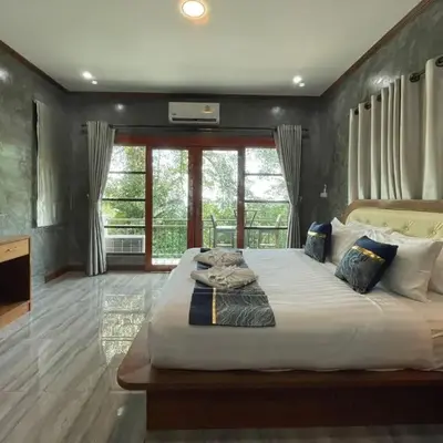 Charming and Exotic Seaview 2-Bedroom House in Patong