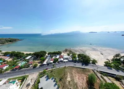 Gallery image of Luxury Residence Klong Muang Beach Front , Krabi in Krabi town