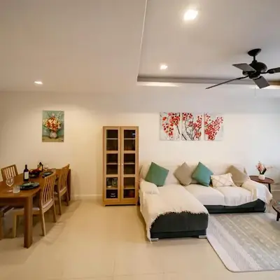 Townhouse in the very center of Laguna