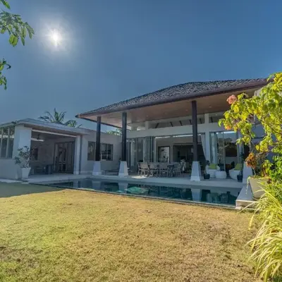 Botanica 4 BR Villa Layan Beach